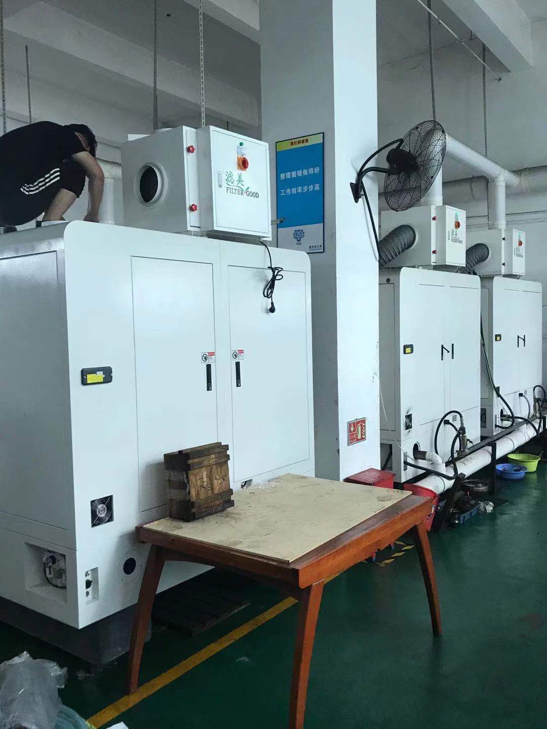 工具磨床现场安装图